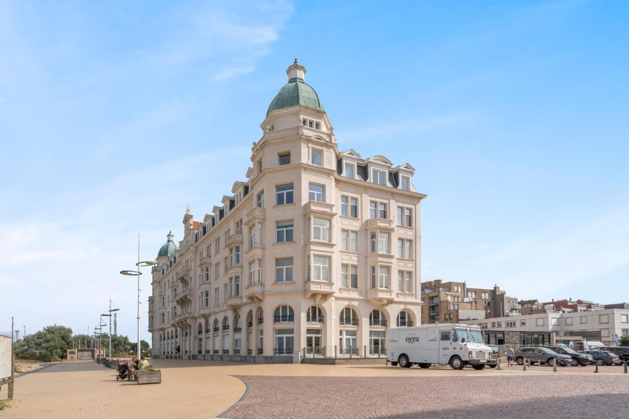Palace Style App In A Unique Building Appartement